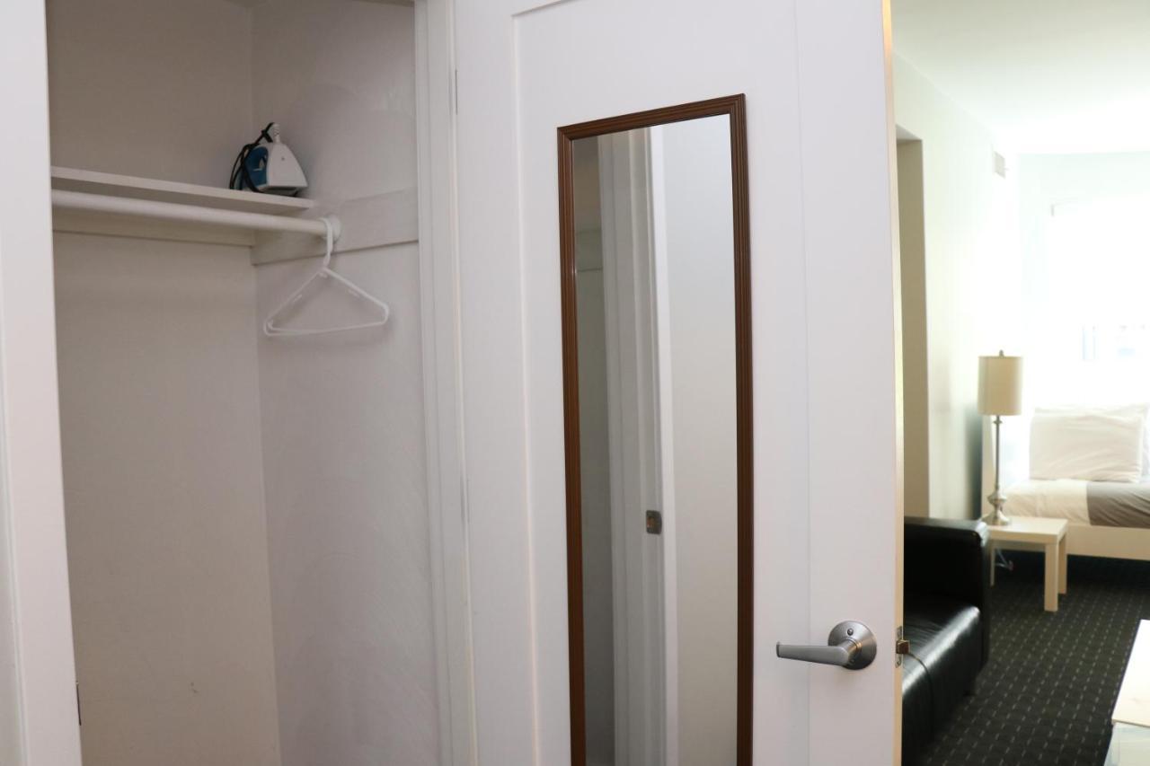Stylish Newbury Street Studio, #4 Бостон Екстер'єр фото